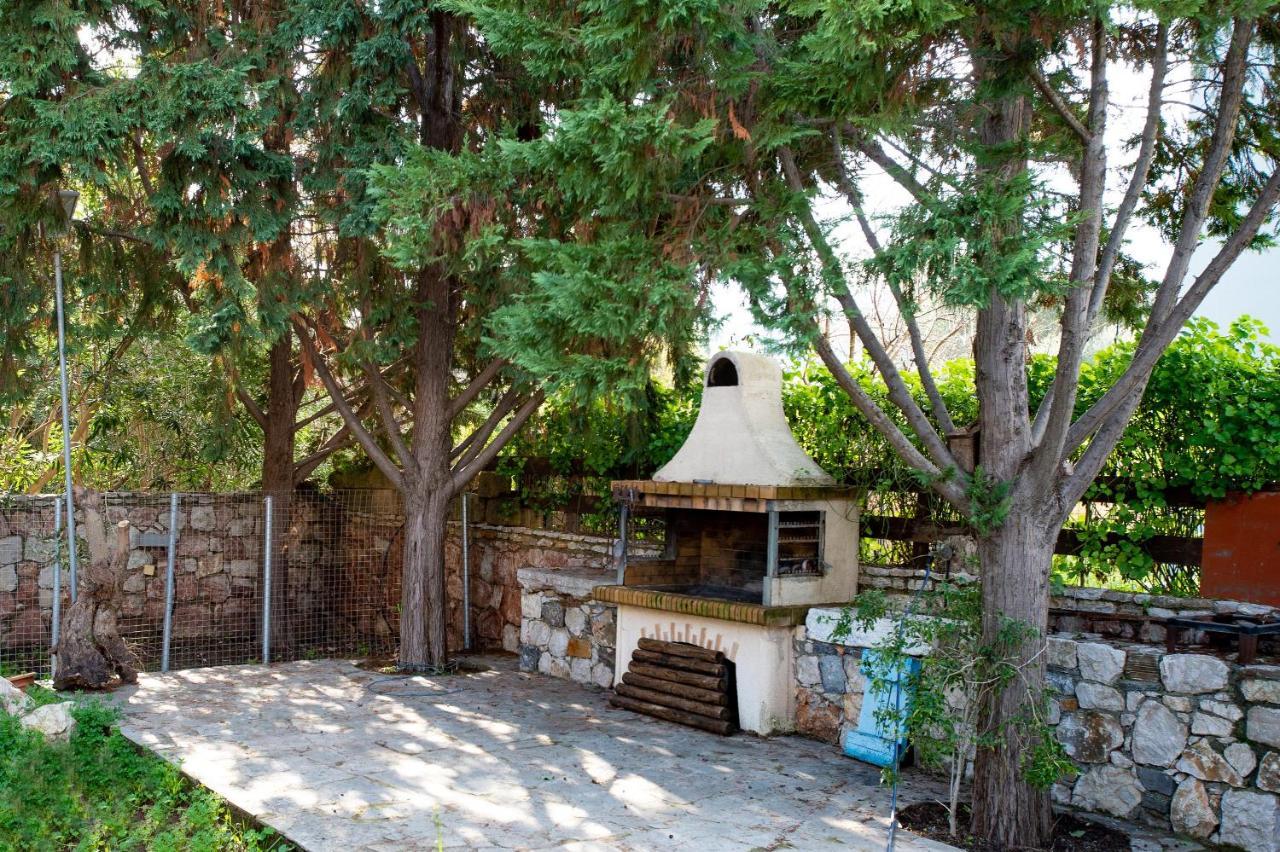 Villa Astravi Ялисос Екстериор снимка